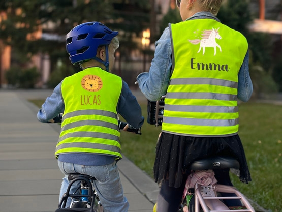 Odblaskowa kamizelka dla dziecka z imieniem- tematyczna