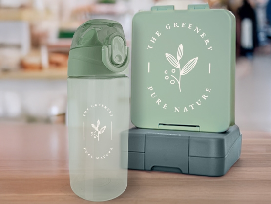 Bidon z własnym projektem