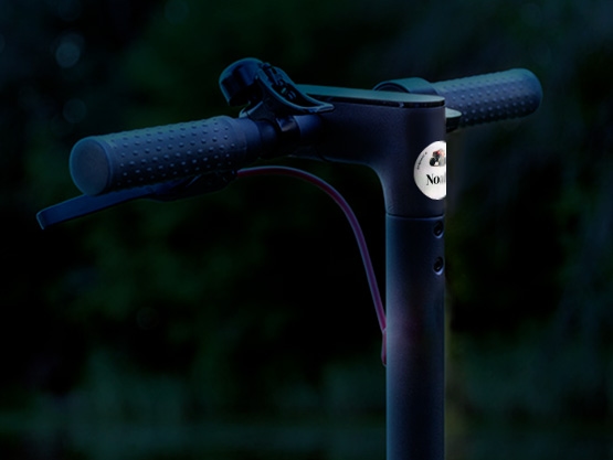 Tematyczne naklejki odblaskowe 