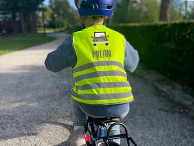 Odblaskowa kamizelka dla dziecka z imieniem- tematyczna
