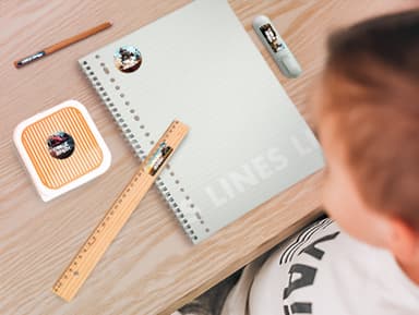 Zestaw naklejek imiennych-świat