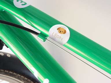 Tematyczne naklejki odblaskowe 