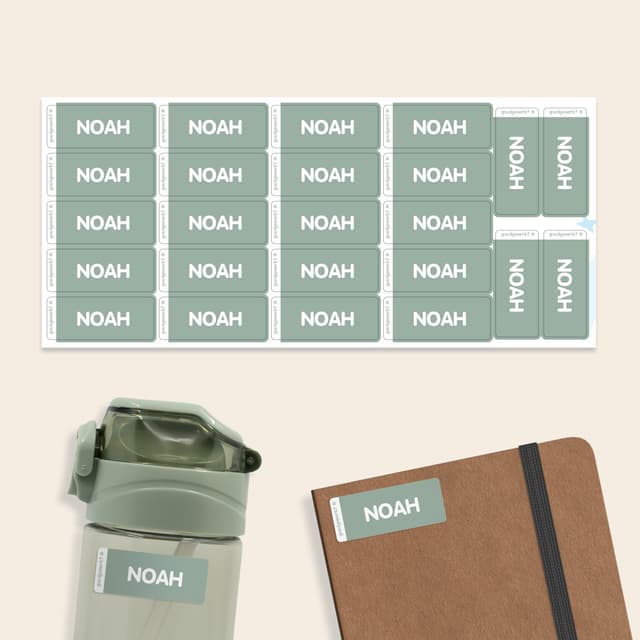 Zestaw jednokolorowych małych naklejek imiennych