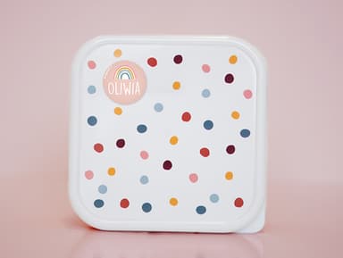 Okrągłe tematyczne naklejki imienne