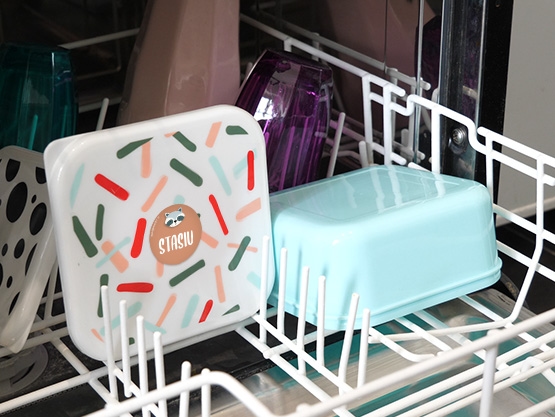 Okrągłe tematyczne naklejki imienne