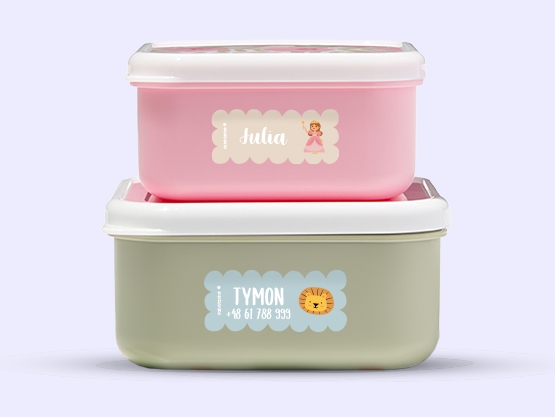 Faliste tematyczne naklejki imienne