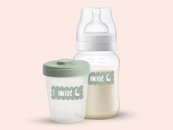 Faliste tematyczne naklejki imienne